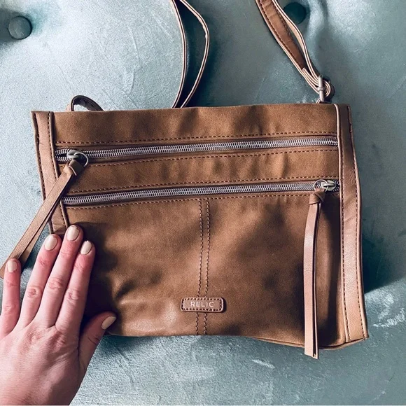 Relic purse poshmark hotsell
